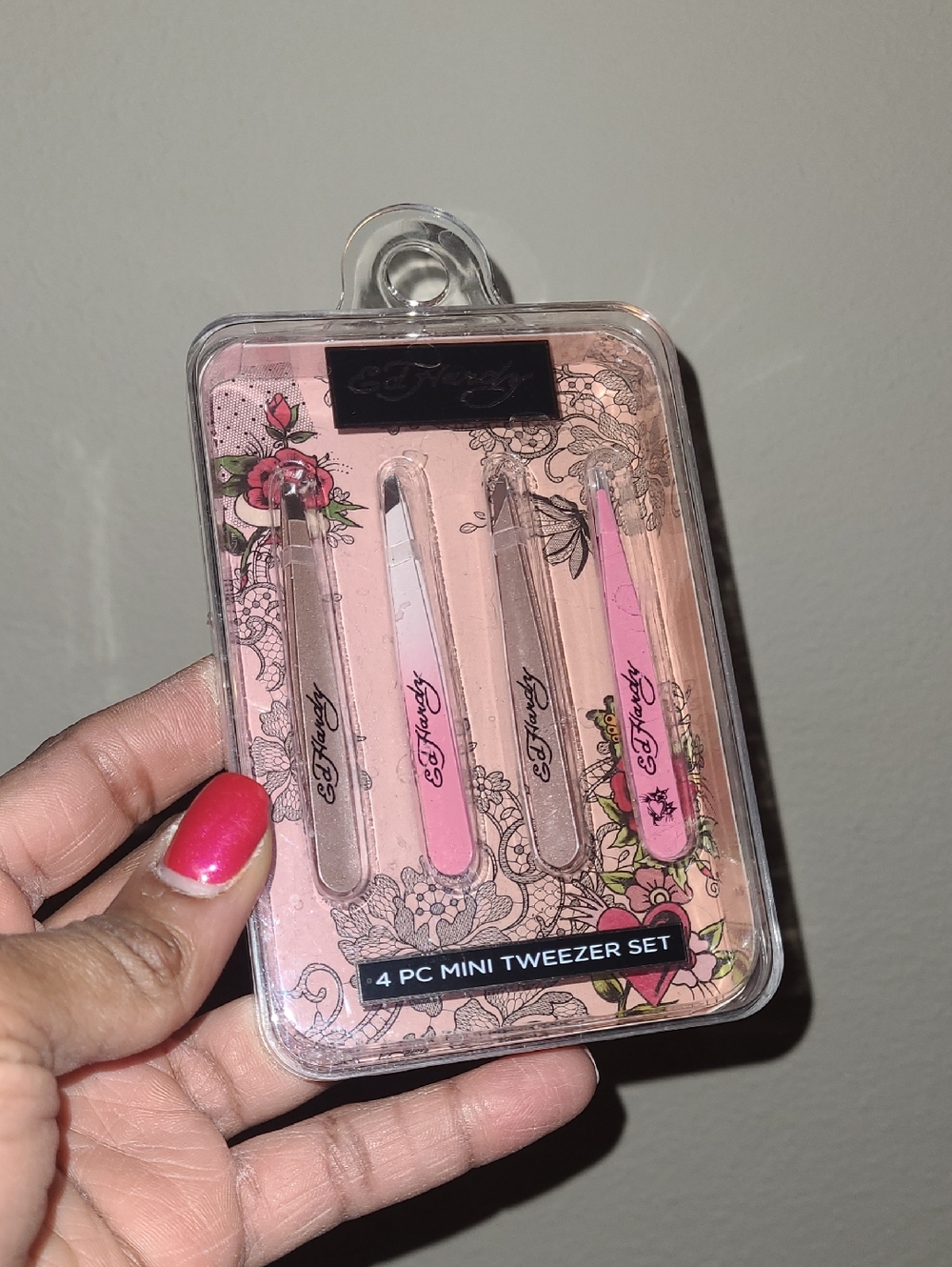 Ed Hardy 4-Piece Mini Tweezer Set - Pink